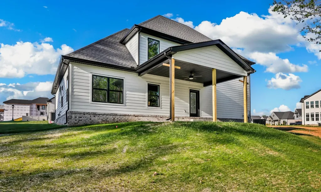250 Bellshire Drive Clarksville TN 37043