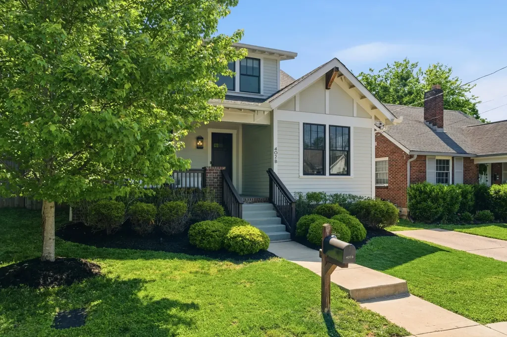 402B 17th St, N Nashville TN 37206