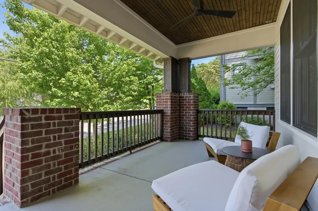 402B 17th St, N Nashville TN 37206