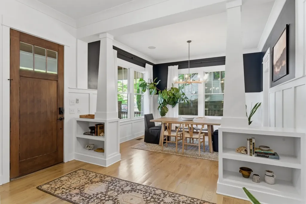 402B 17th St, N Nashville TN 37206