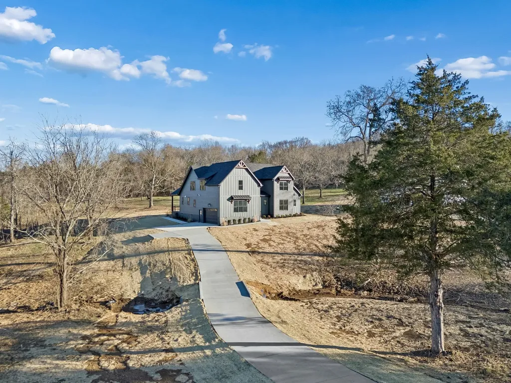 13645 Cainsville Road Lebanon TN 37090