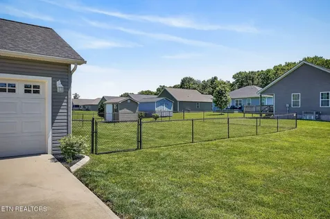 21 Panther Valley Road Crossville TN 38555