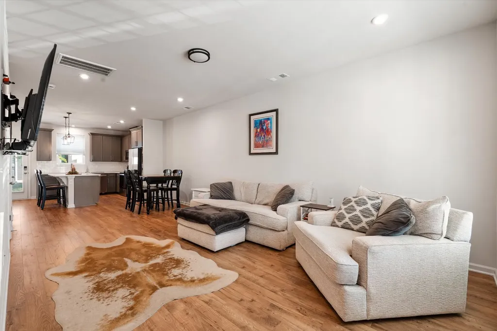 615 Old Hickory Boulevard Nashville TN 37209