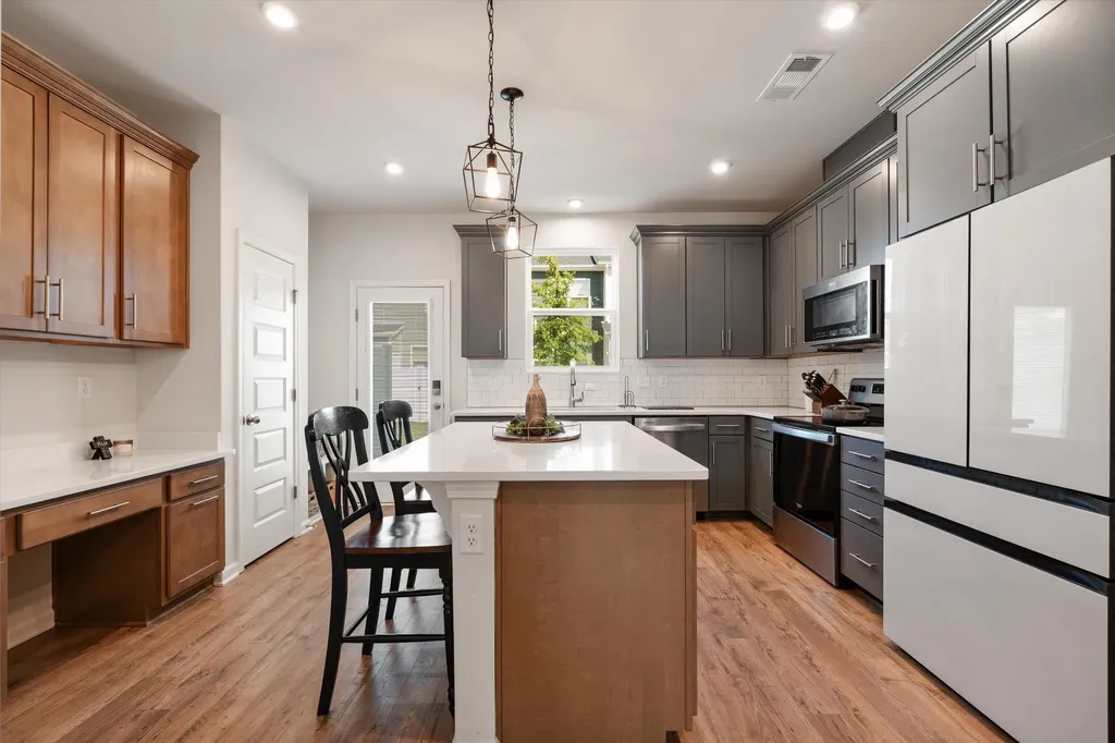 615 Old Hickory Boulevard Nashville TN 37209