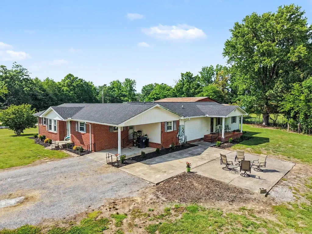 524 Elm Street Smithville TN 37166