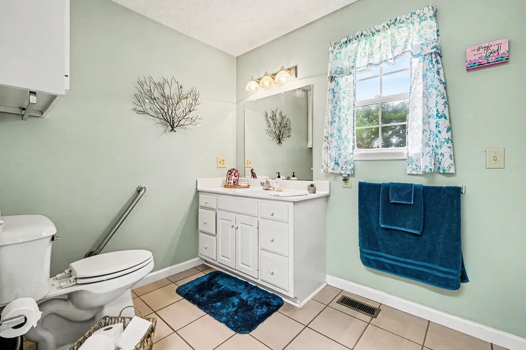 524 Elm Street Smithville TN 37166