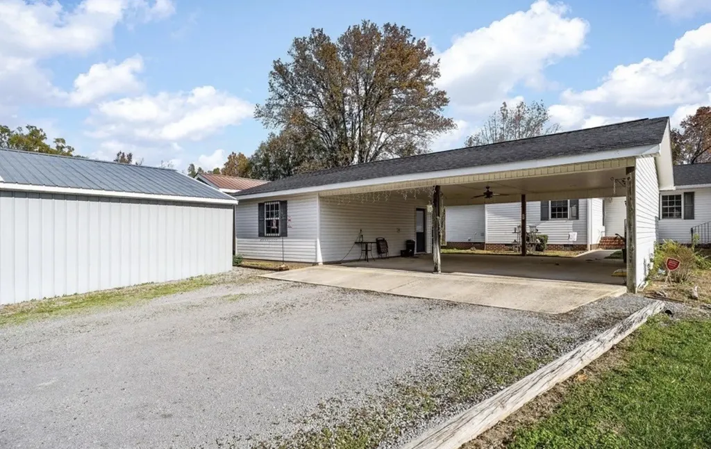 524 Elm Street Smithville TN 37166