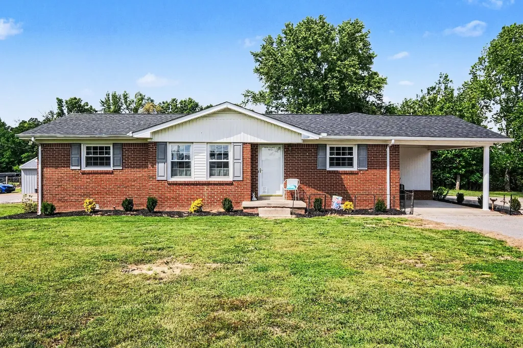 524 Elm Street Smithville TN 37166