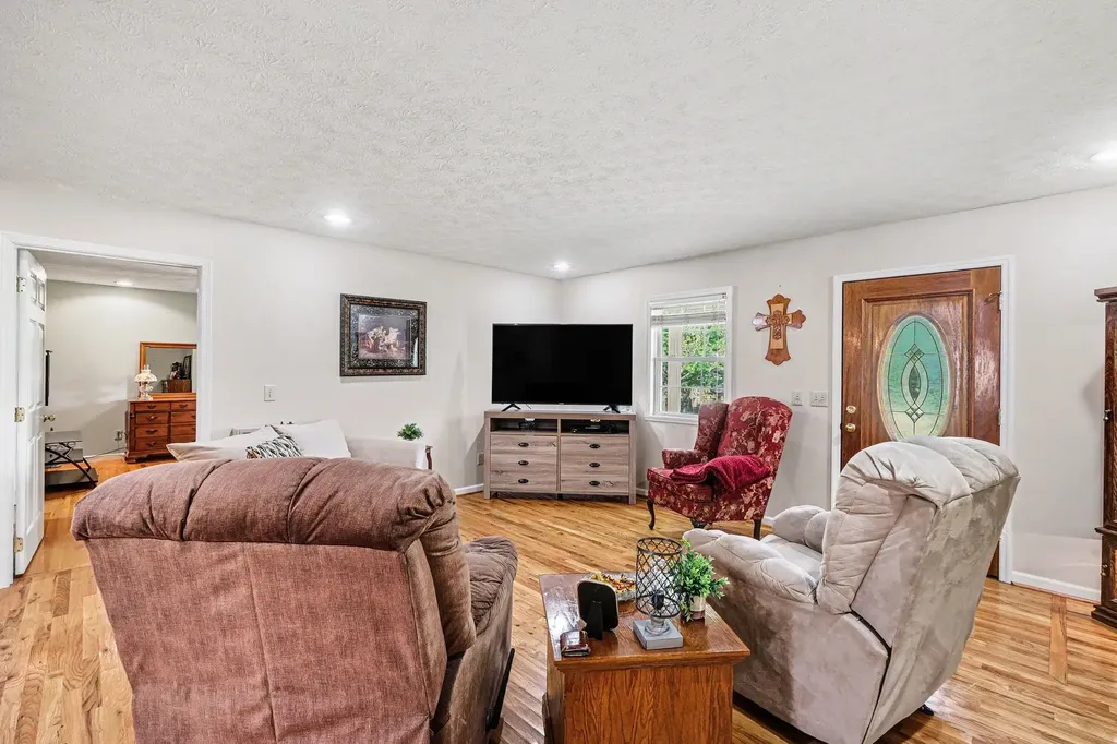 524 Elm Street Smithville TN 37166