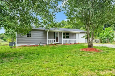 72 W 1st Street Hillsboro TN 37342