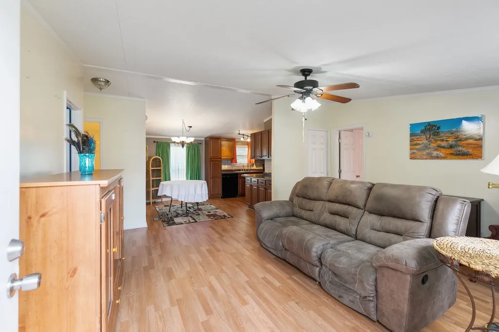 225 Nowlin Drive Columbia TN 38401