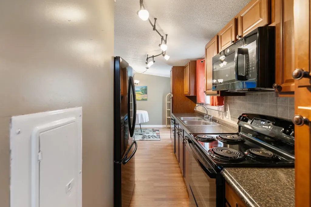 225 Nowlin Drive Columbia TN 38401