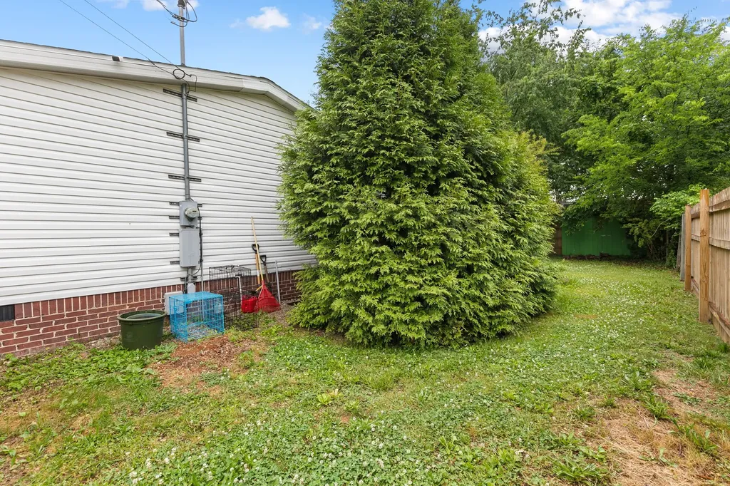 225 Nowlin Drive Columbia TN 38401