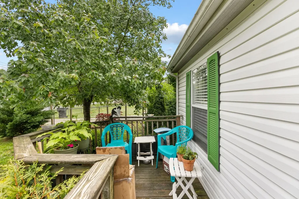 225 Nowlin Drive Columbia TN 38401