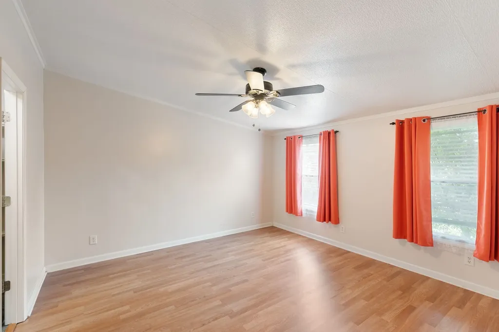 225 Nowlin Drive Columbia TN 38401