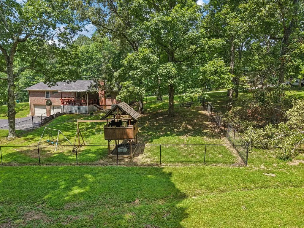 106 Dogwood Circle Waverly TN 37185