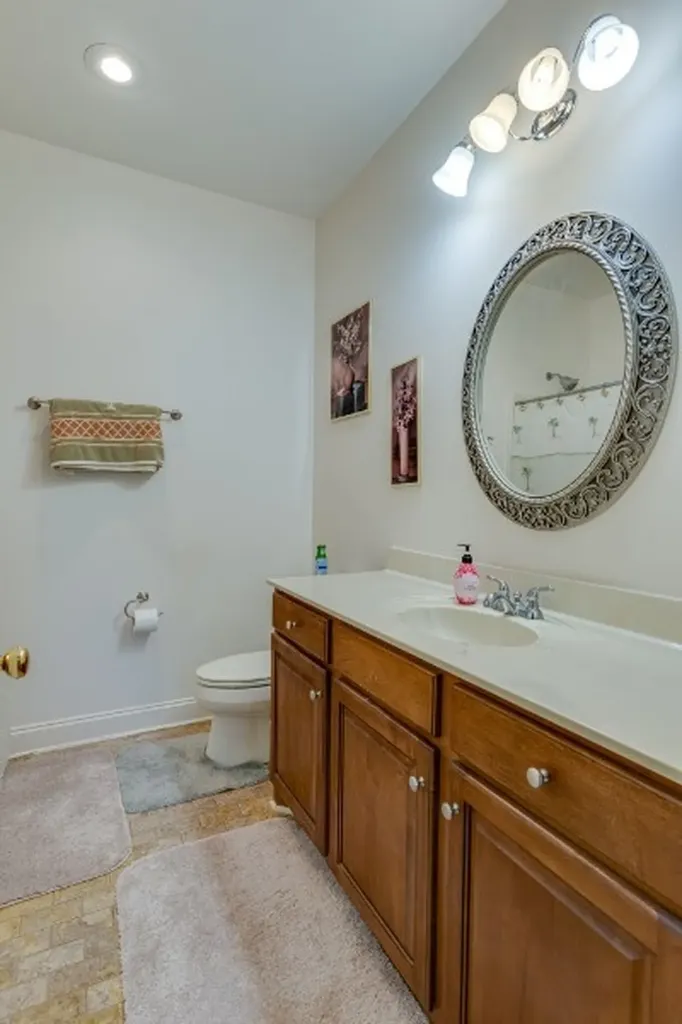 4664 New Cut Road Greenbrier TN 37073