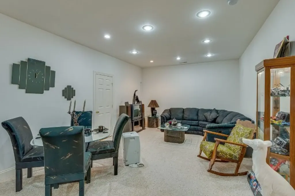 4664 New Cut Road Greenbrier TN 37073