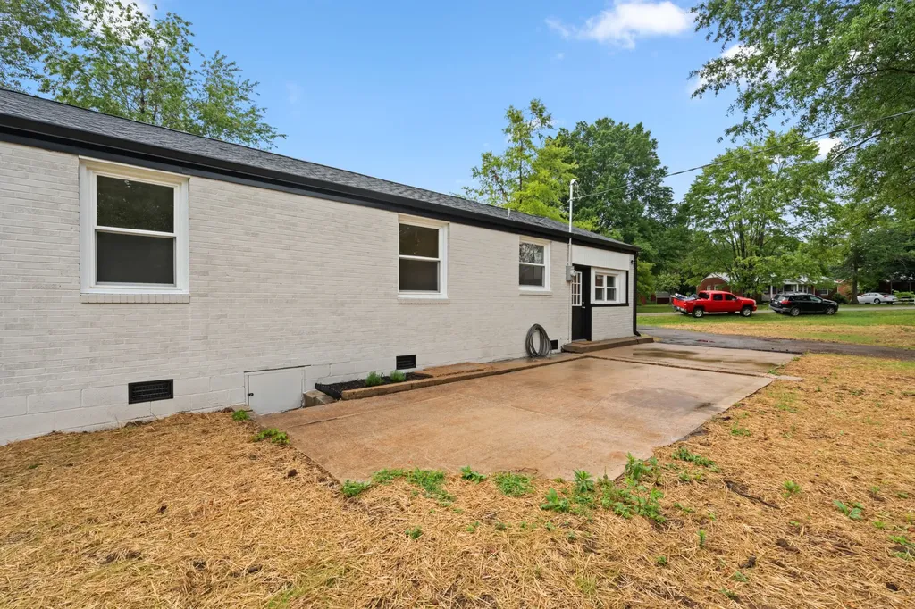506 Carman Avenue New Johnsonville TN 37134