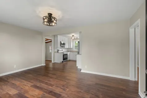 506 Carman Avenue New Johnsonville TN 37134