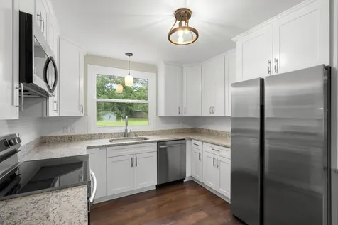 506 Carman Avenue New Johnsonville TN 37134