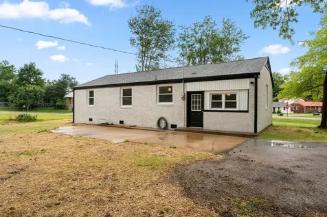 506 Carman Avenue New Johnsonville TN 37134
