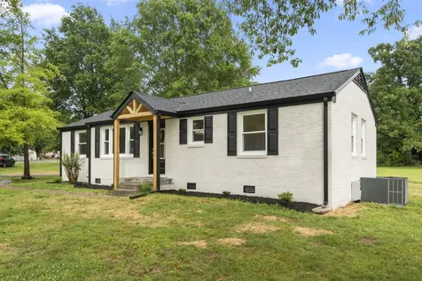 506 Carman Avenue New Johnsonville TN 37134