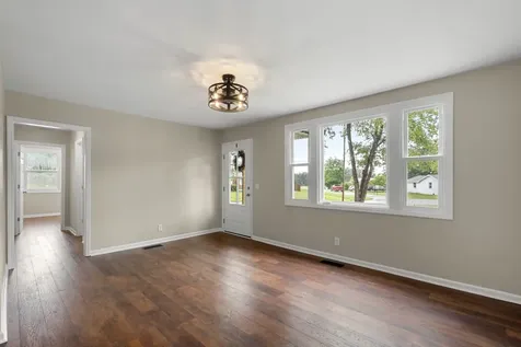 506 Carman Avenue New Johnsonville TN 37134