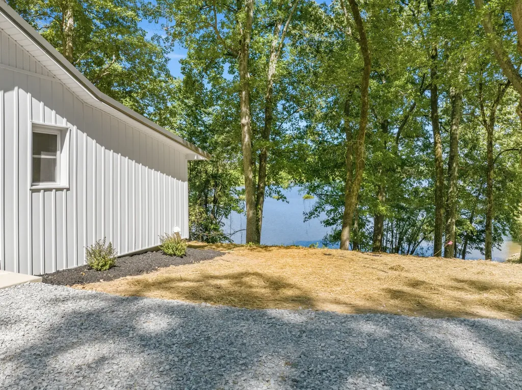 549 Little Jackson Lane Parsons TN 38363