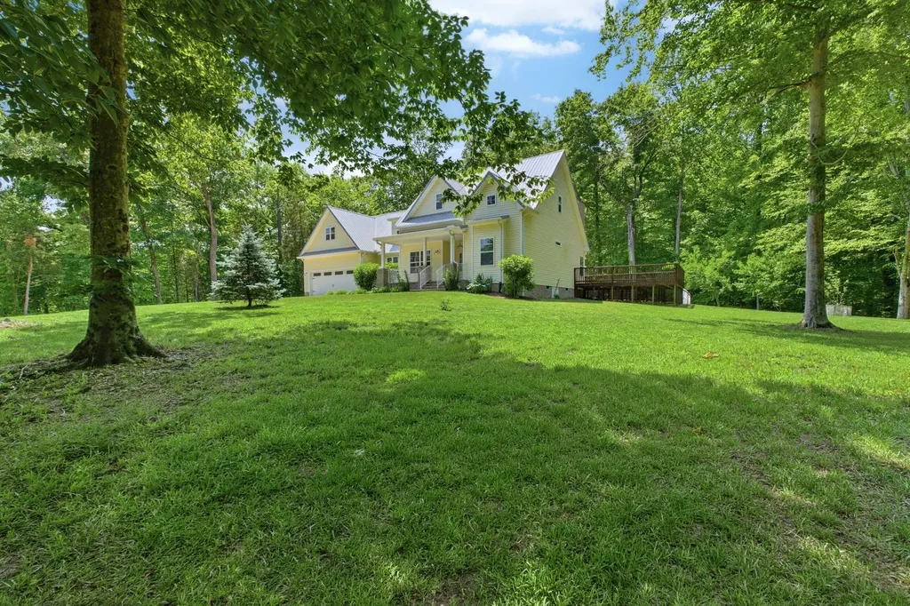 2206 Hwy 48 South, S Dickson TN 37055
