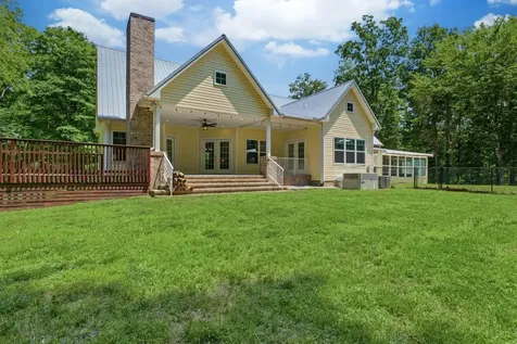 2206 Hwy 48 South, S Dickson TN 37055