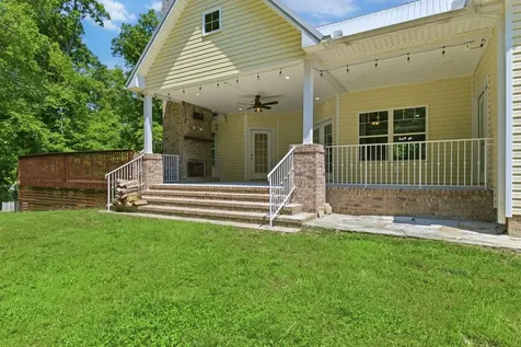 2206 Hwy 48 South, S Dickson TN 37055
