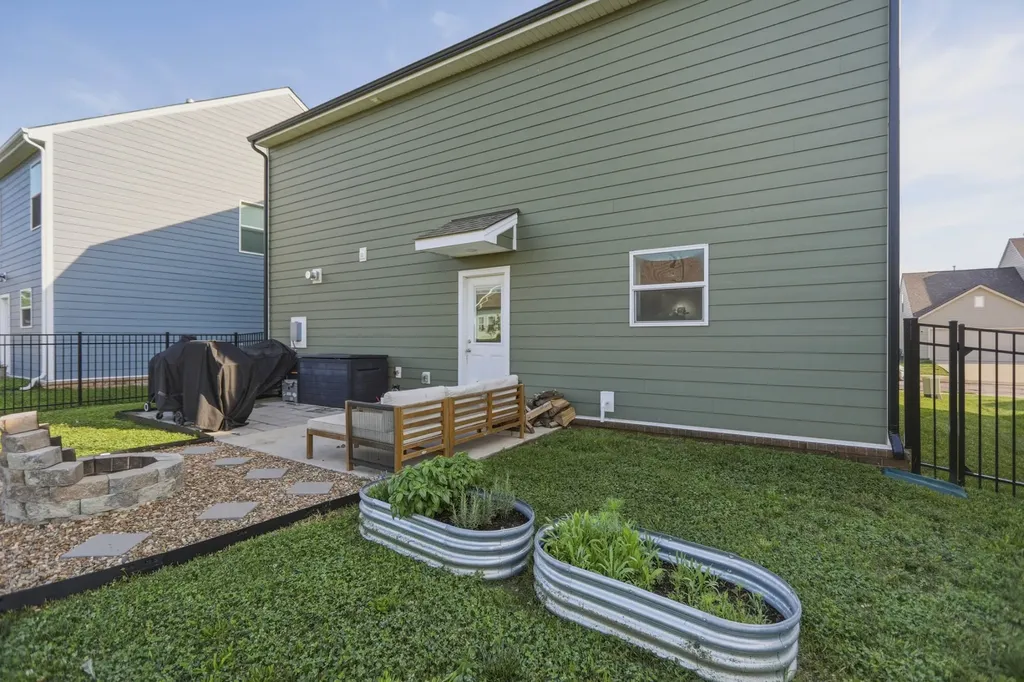 676 Cedar Brook Drive White House TN 37188