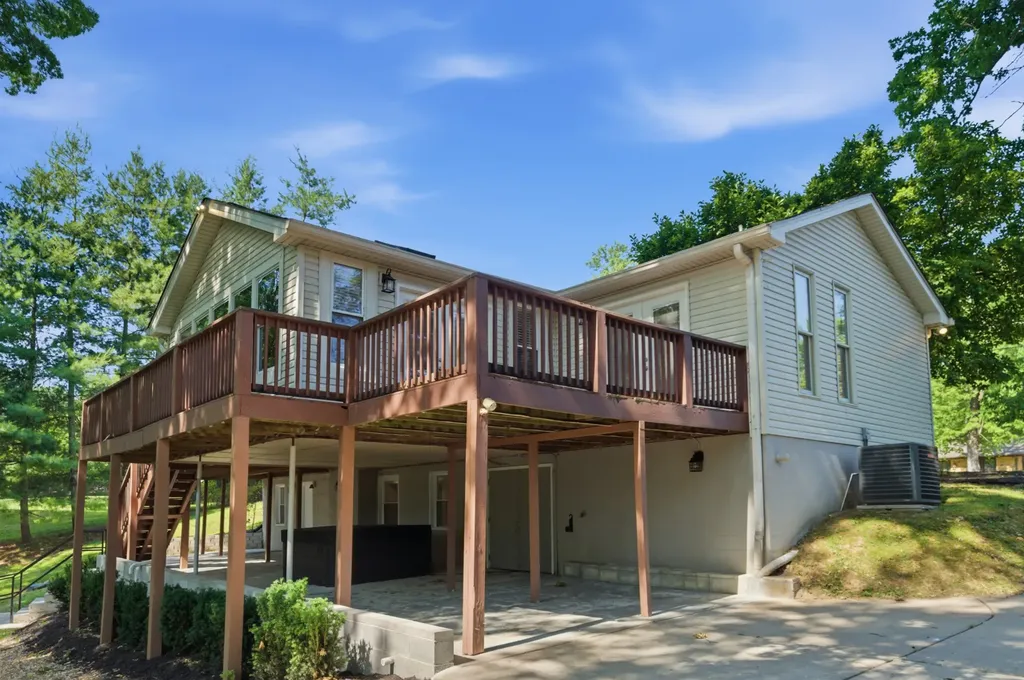 224 Sunset Island Trail Gallatin TN 37066