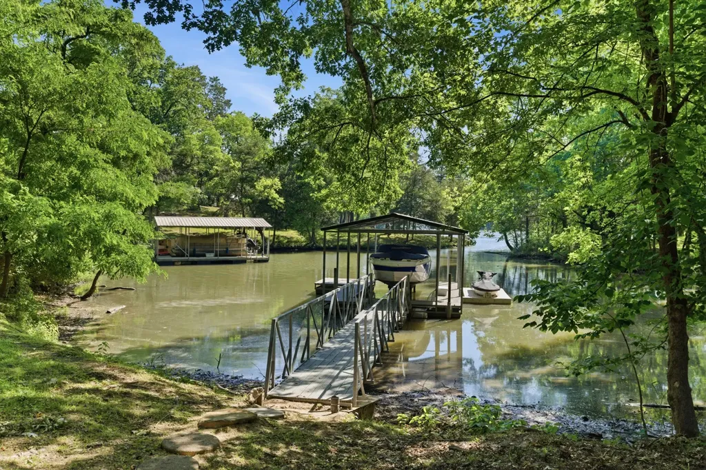 224 Sunset Island Trail Gallatin TN 37066