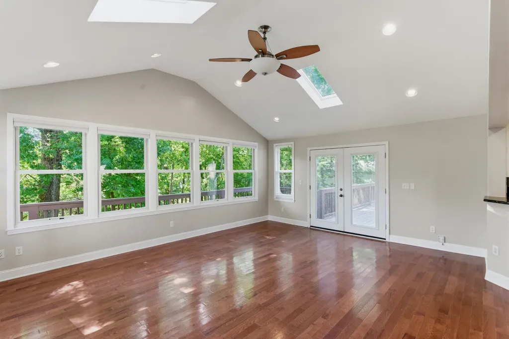 224 Sunset Island Trail Gallatin TN 37066