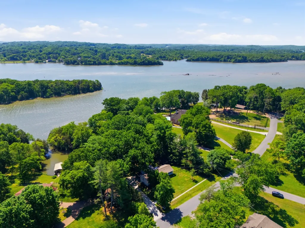 224 Sunset Island Trail Gallatin TN 37066