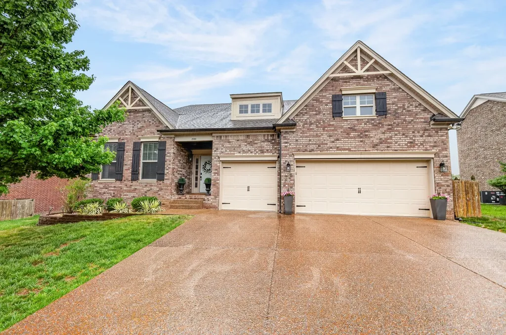 1944 Kirkwood Drive Mount Juliet TN 37122