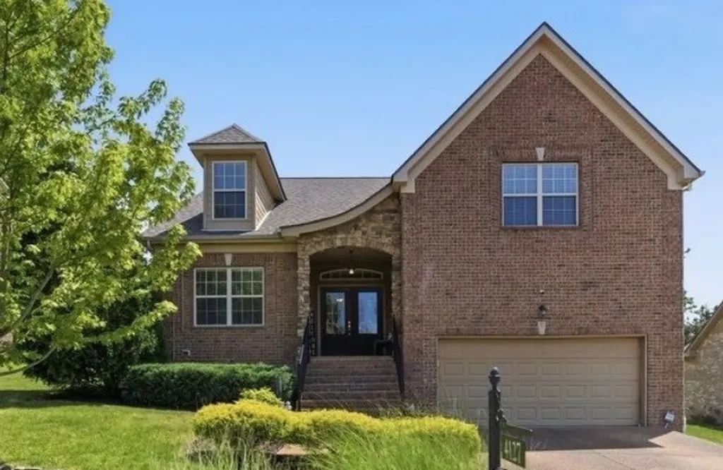 4127 Oakstone Drive Smyrna TN 37167