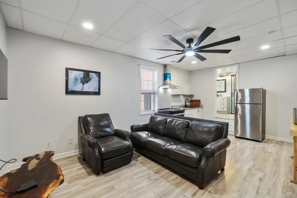 1541 Eller Drive Nashville TN 37221