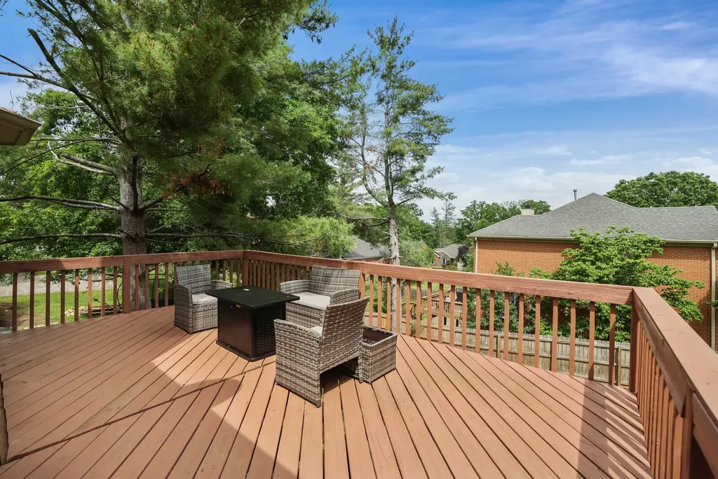 1541 Eller Drive Nashville TN 37221