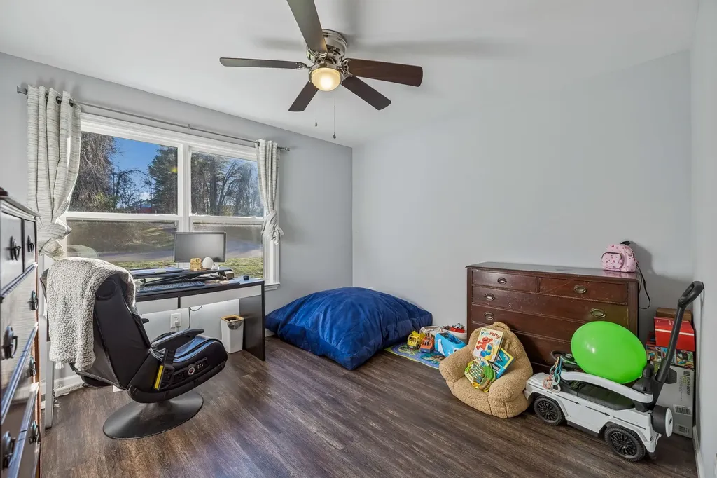 142 Pine Avenue Morrison TN 37357