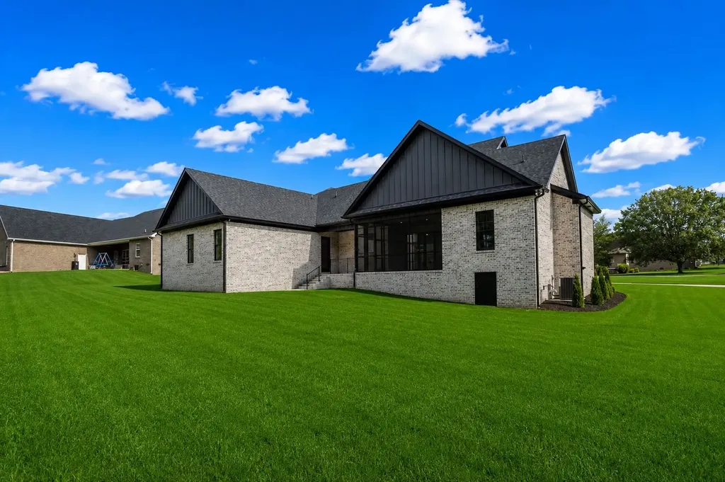 2108 Country Club Drive Tullahoma TN 37388