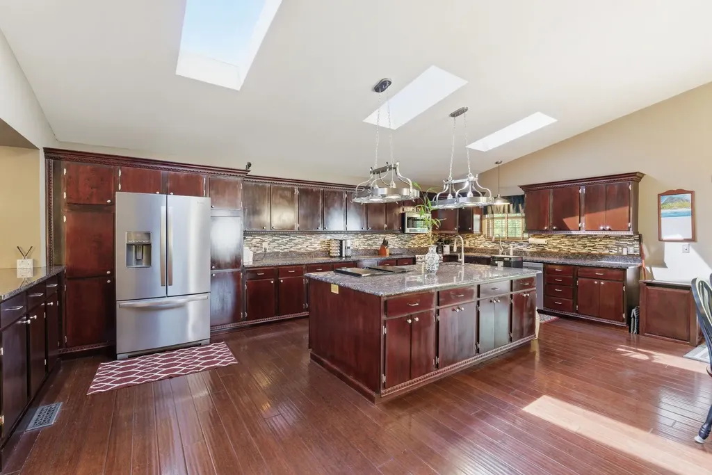 4449 Washington Road Greenbrier TN 37073