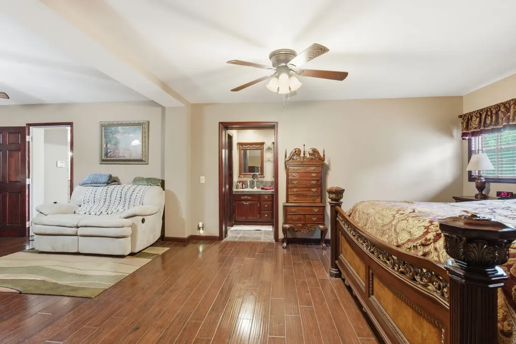 4449 Washington Road Greenbrier TN 37073