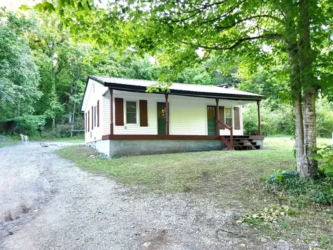 210 Rawls Creek Road Gordonsville TN 38563