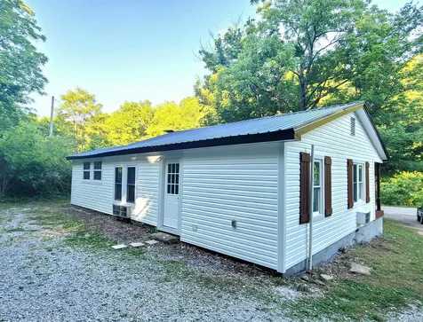 210 Rawls Creek Road Gordonsville TN 38563