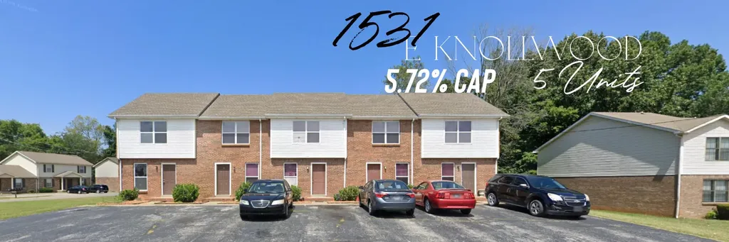 1531 E Knollwood Circle Clarksville TN 37043