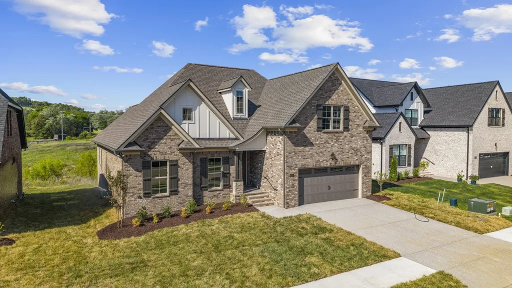 2013 Wt Chandler Boulevard #55 Gallatin TN 37066