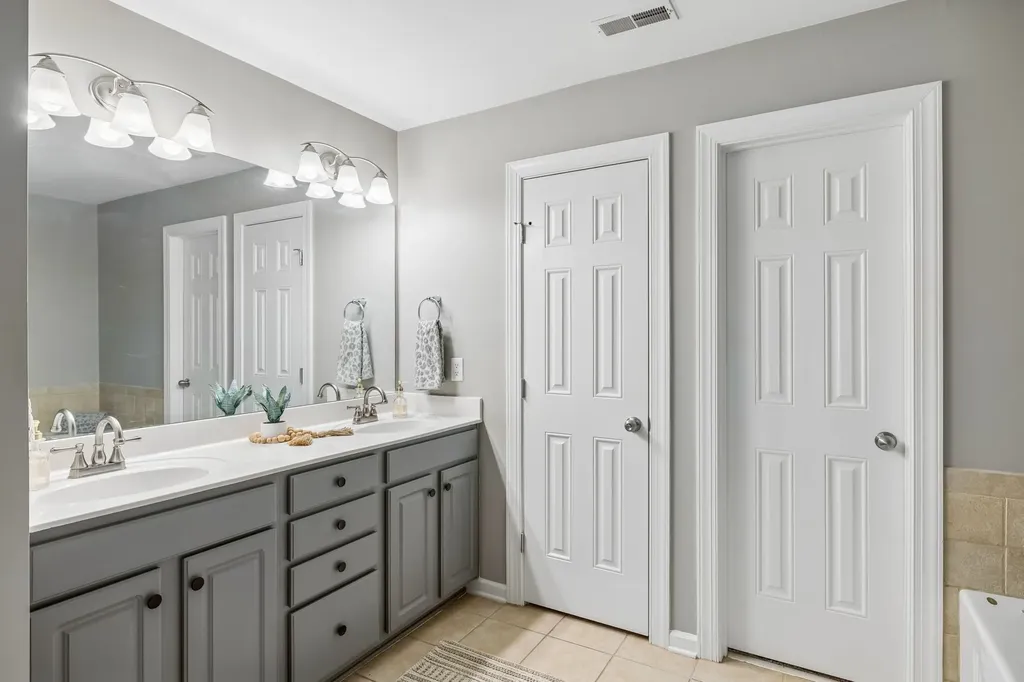 127 Pennystone Circle Franklin TN 37067